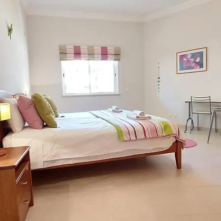 Village Apartmán *